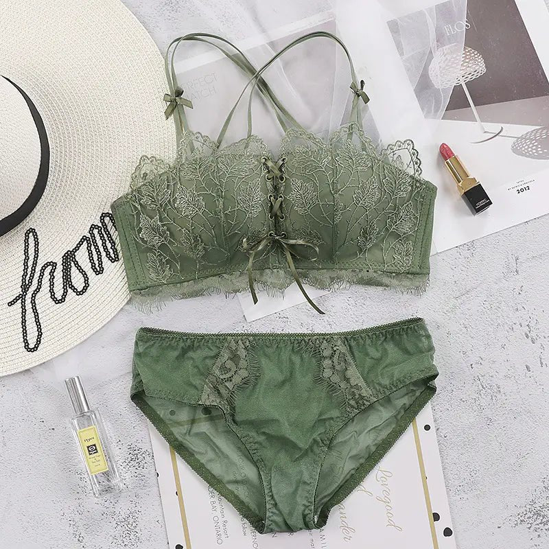 Lavender Lace Bra for Women - Plus Size Sexy Lingerie - vibeMuse